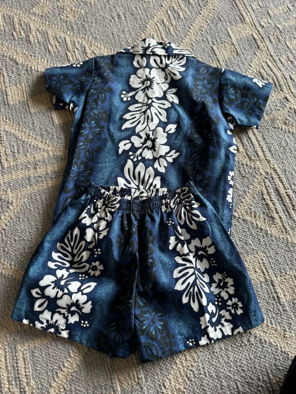 Royal Hawaiian Creations Navy & White Hibiscus Set 100% Cotton